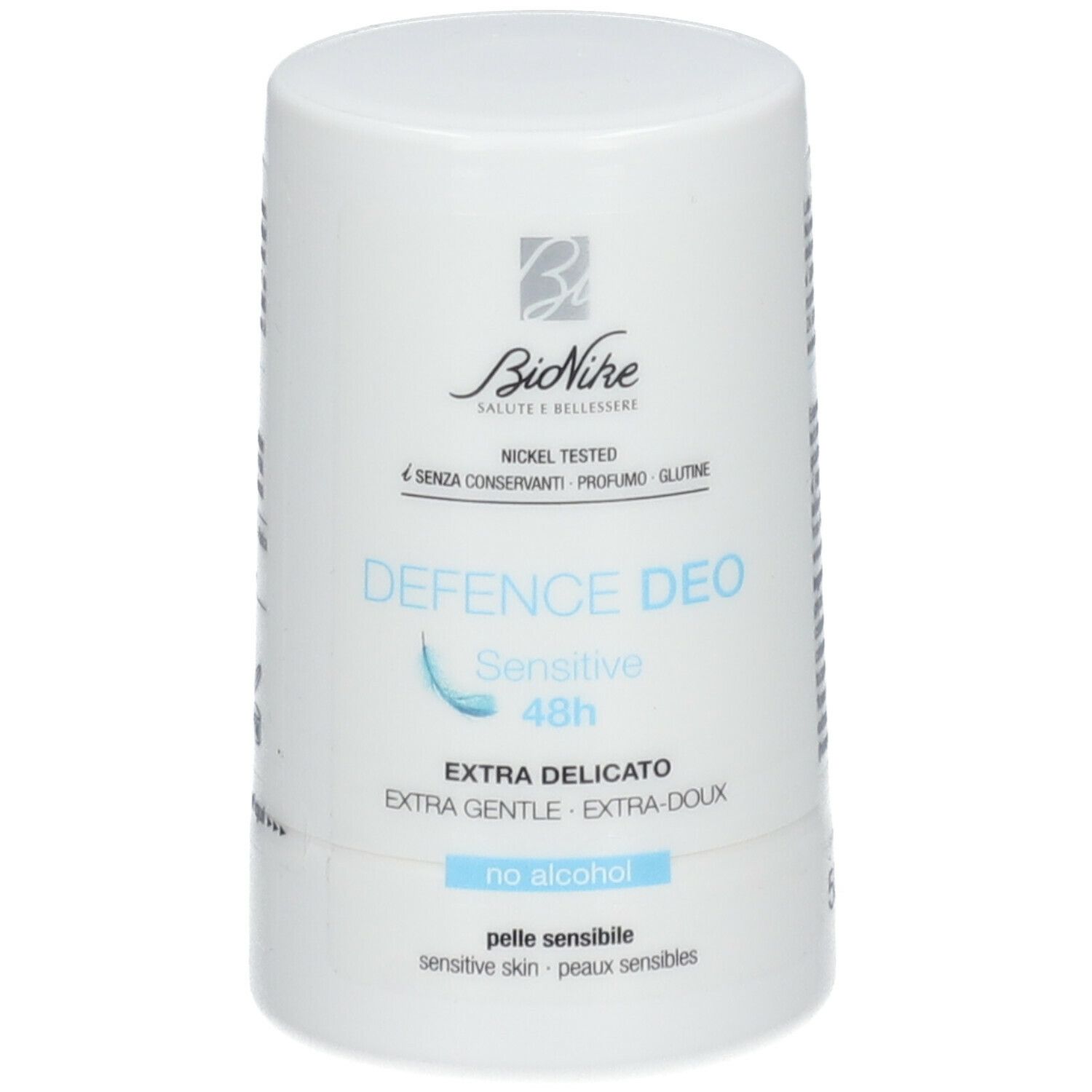Witte roll-on deodorant van BioNike. Opschrift: Defence Deo Sensitive 48h, Extra Delicato, No Alcohol, gevoelige huid.