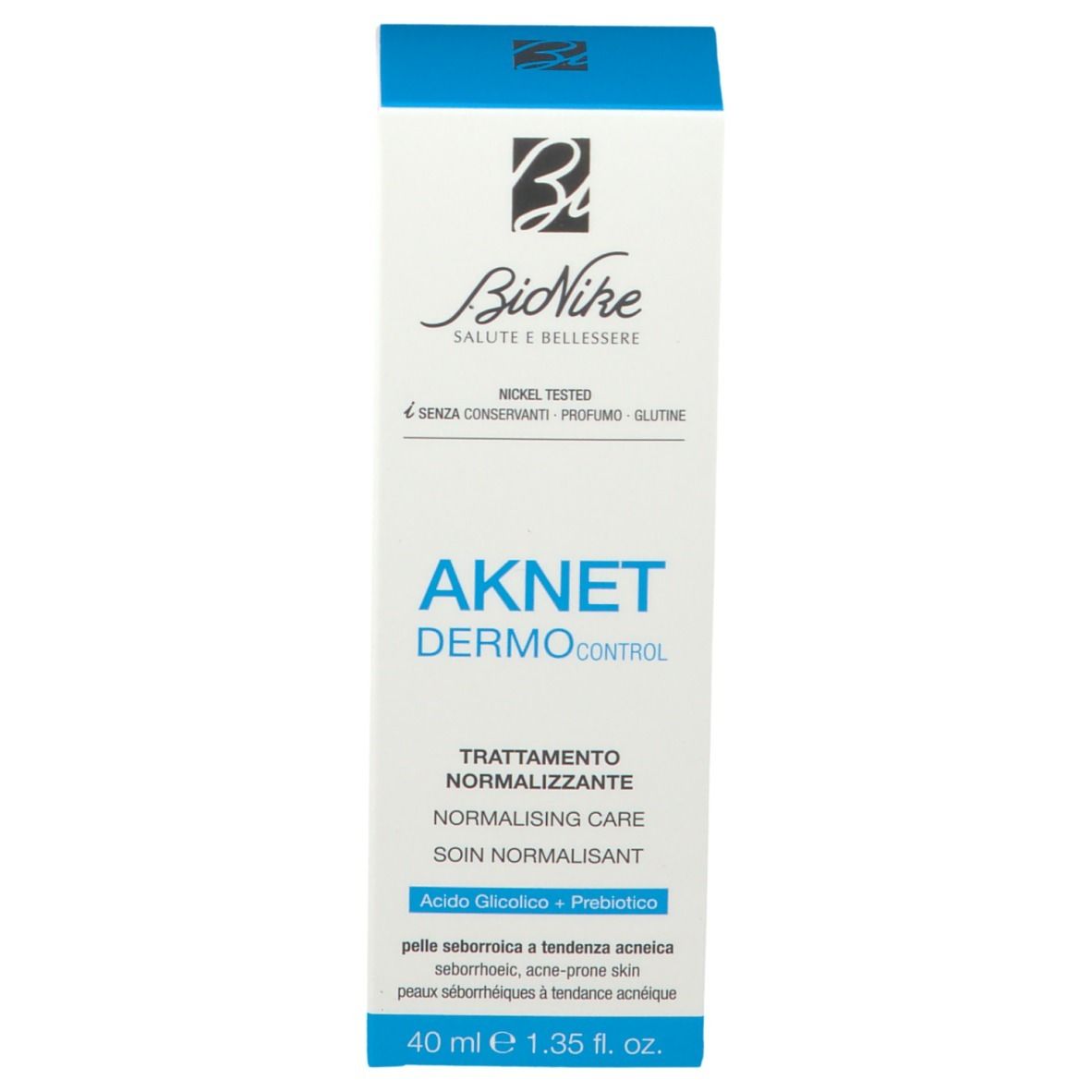 Produktverpackung. Weiß und blau. Aufschrift: AKNET DERMOCONTROL. Marke: BioNike. Nickel getestet.