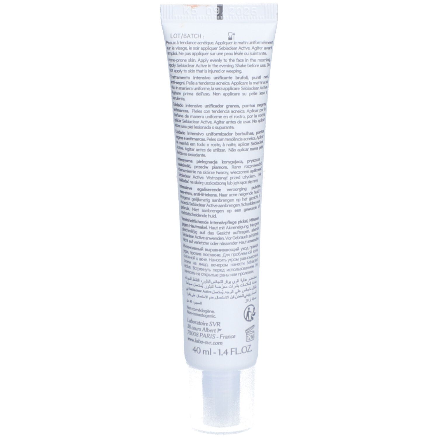 Dos du tube blanc. Texte multilingue, dont français. 40 ml.