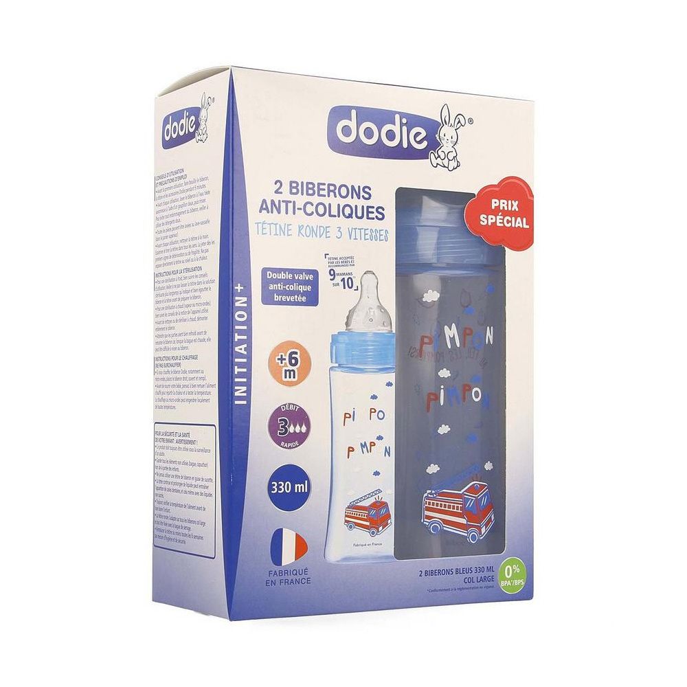 Dodie® cadeauverpakking met twee blauwe anti-koliek flessen met brandweermotief. Tekst: +6 maanden. Bevat 2 flessen.