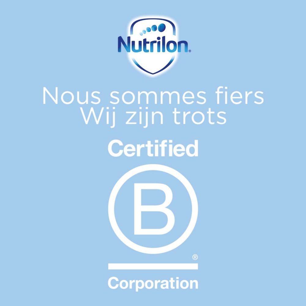 Fond bleu avec logo B Corp blanc et texte : Nous sommes fiers.