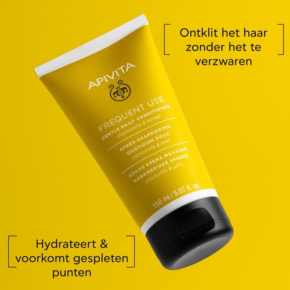 Gele tube, tekst: Apivita, Frequent Use, Gentle Daily Conditioner. Tekst: Hydrateert en voorkomt gespleten punten.