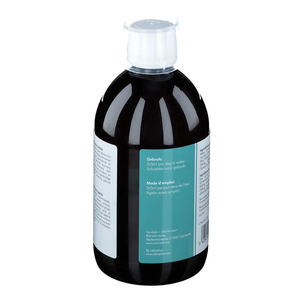 Achteraanzicht van een fles met bruine vloeistof. Etiket met gebruiksaanwijzing.