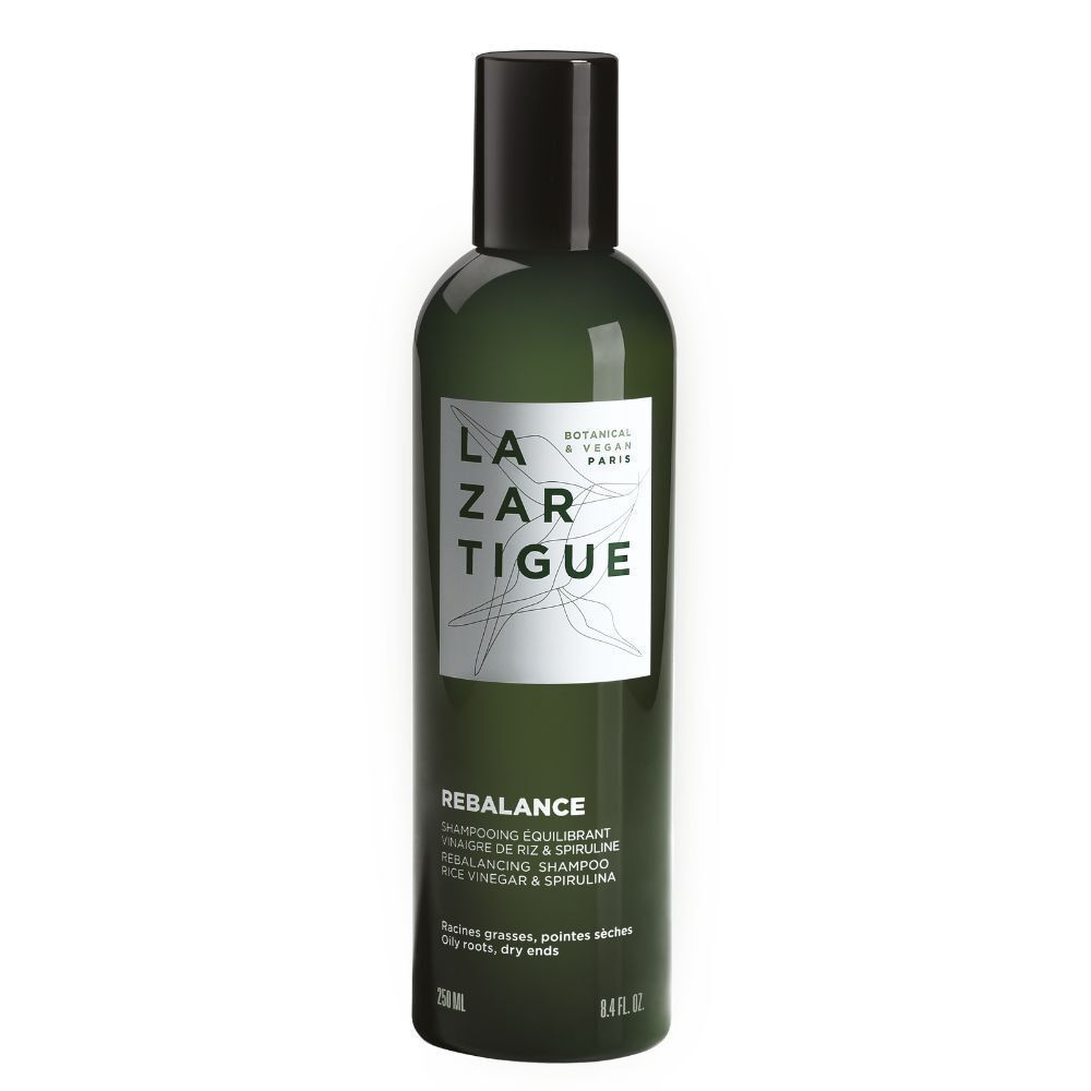 Groene fles met zwarte dop. Opschrift LAZARTIGUE REBALANCE. 250ml. Voor droog haar.