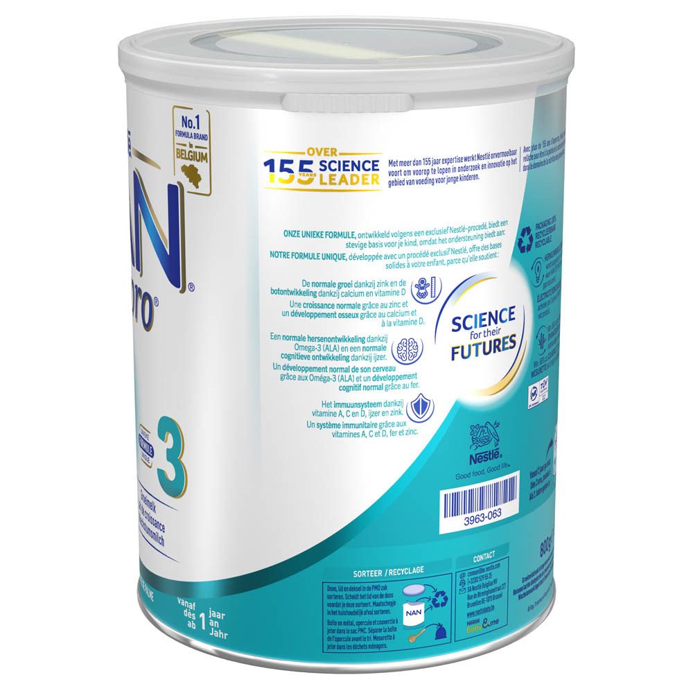 Achterkant van de NAN OptiPro 3-verpakking. Info, QR-code en recyclinginstructies. 800g.