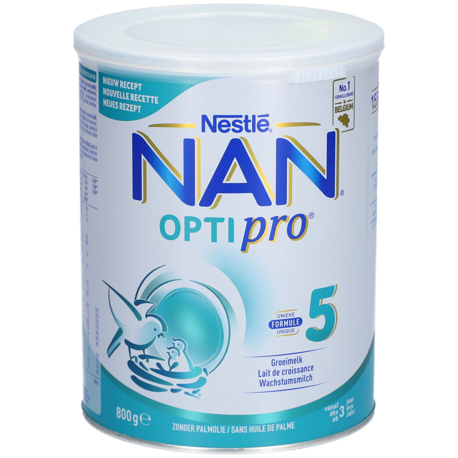 Nestlé NAN Optipro 5 melkpoederblik. Voornamelijk blauw en wit. Tekst: NAN OPTIpro 5, 800g, vanaf 3 jaar.