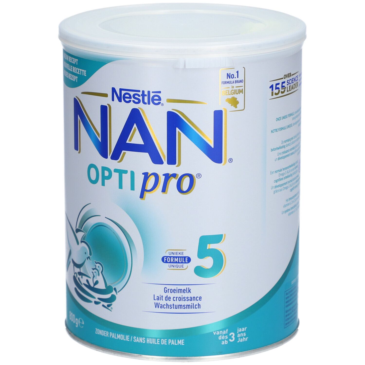 Nestlé NAN Optipro 5 melkpoederblik. Voornamelijk blauw en wit. Tekst: NAN OPTIpro 5, 800g, vanaf 3 jaar.