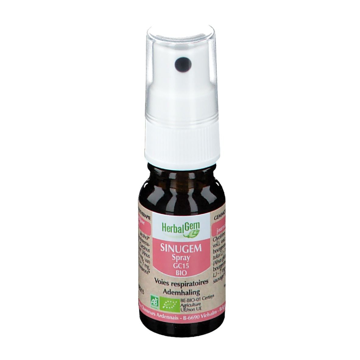 Bruine glazen fles met witte spraykop. Opschrift: SINUGEM Spray GC15 BIO. Voor de luchtwegen.