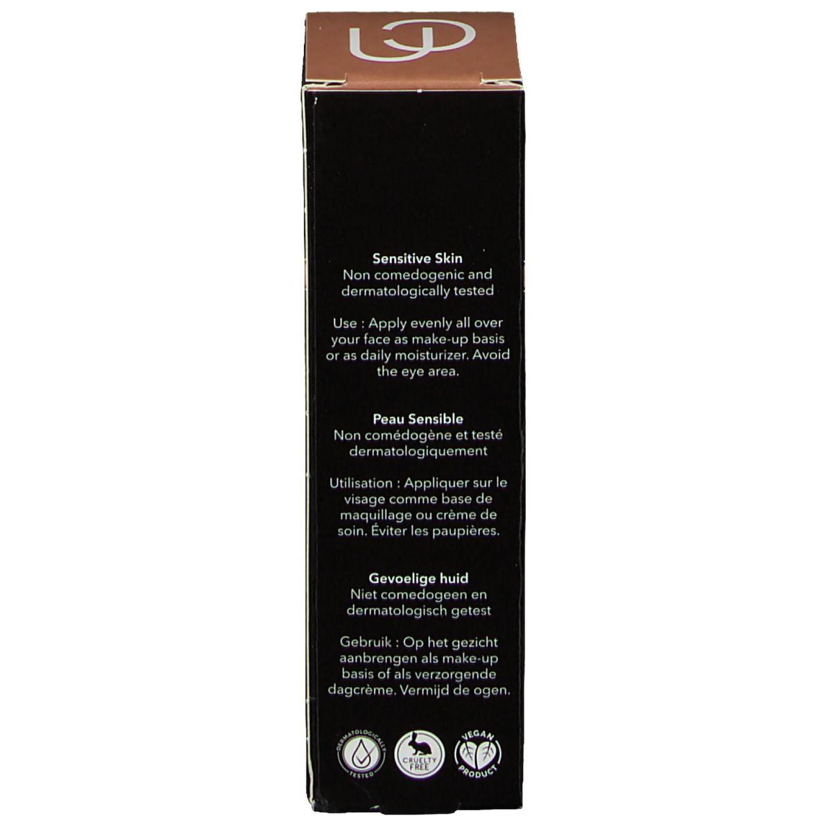 Braune Produktverpackung. Text: Sensitive Skin, Non Comedogenic. Gebrauchsanweisung in Englisch, Französisch und Niederländisch. Marke: Les Couleurs de Noir.