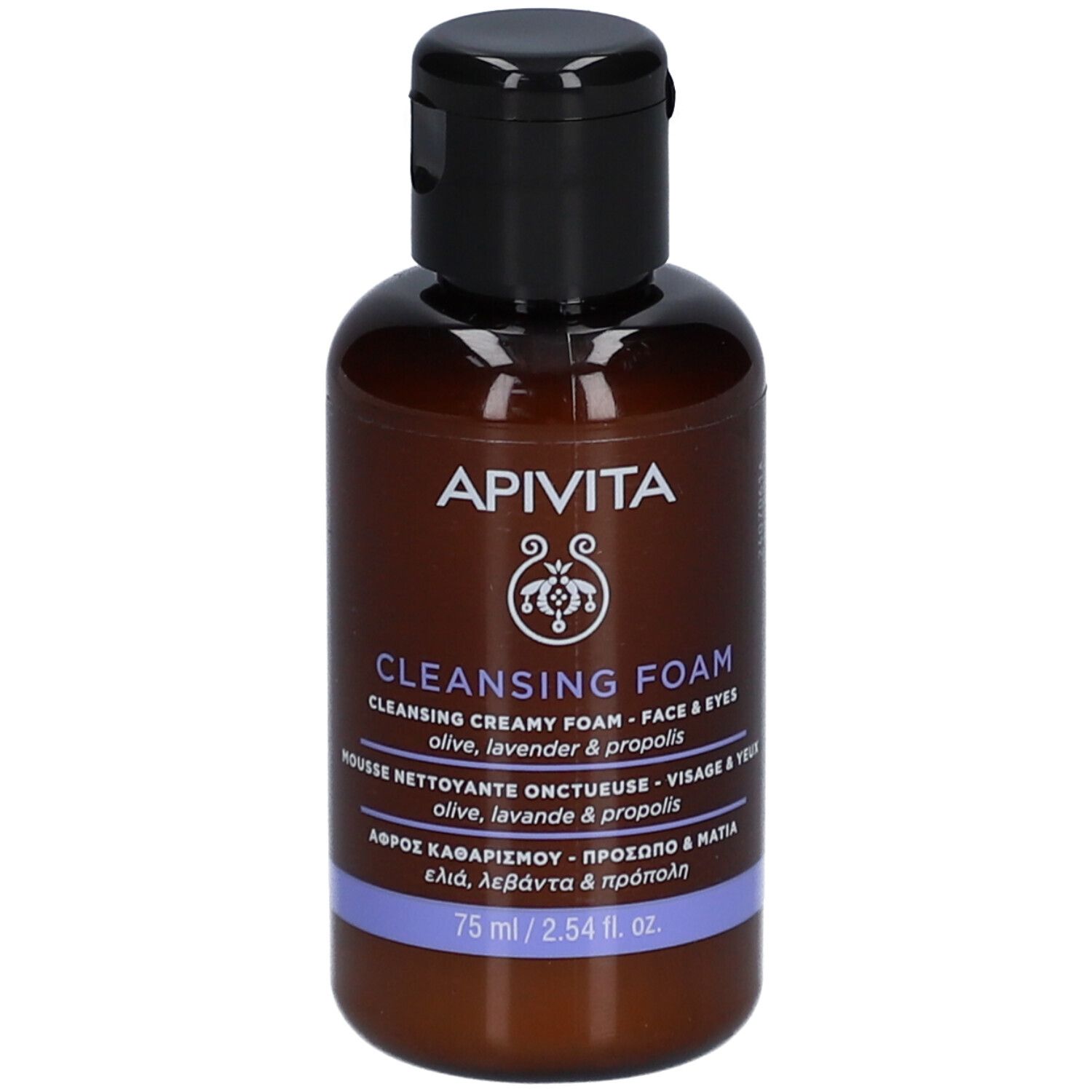 Bruine fles met zwarte dop. Opschrift: Apivita, Cleansing Foam, 75 ml.
