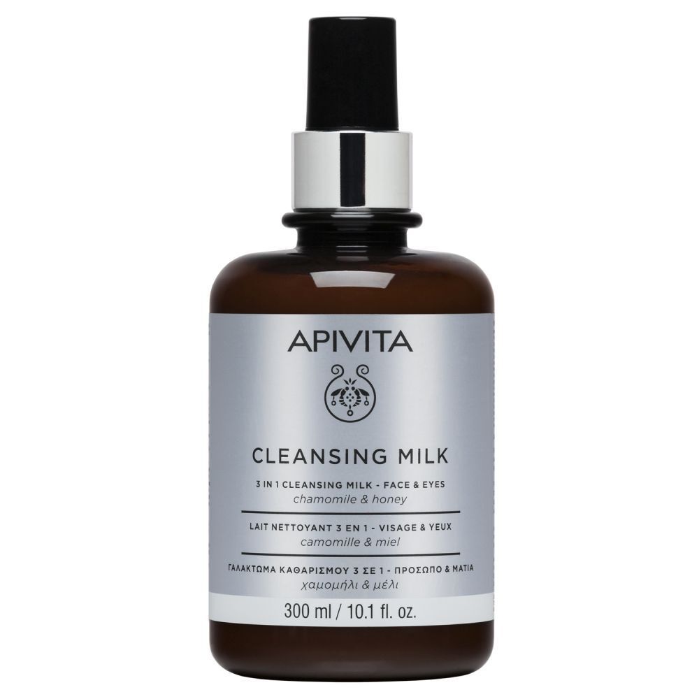Flacon brun avec pompe noire. Inscription: APIVITA CLEANSING MILK. 300 ml.