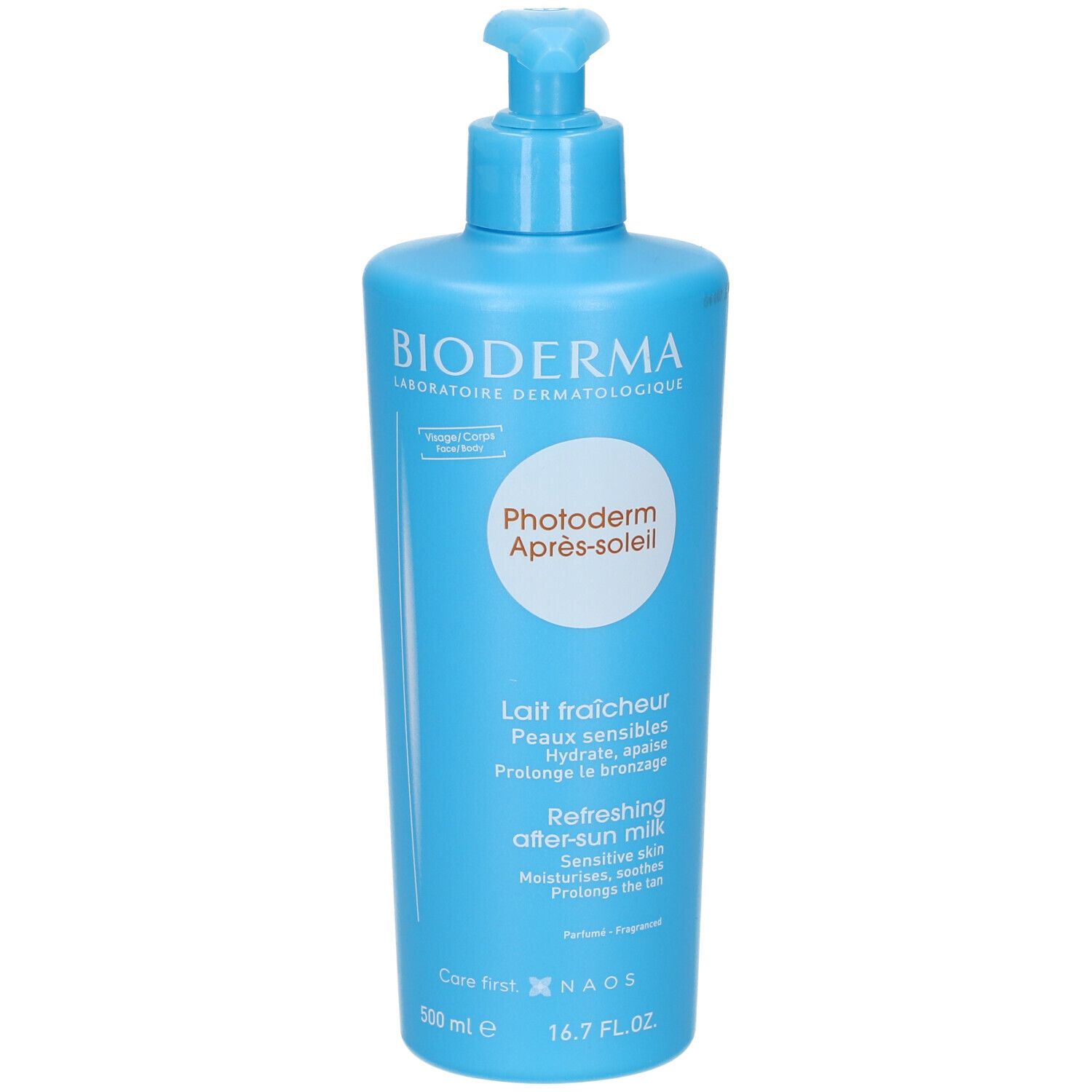 Flacon bleu clair avec pompe doseuse. Inscriptions: BIODERMA, Photoderm Après-soleil. Texte en français et anglais.