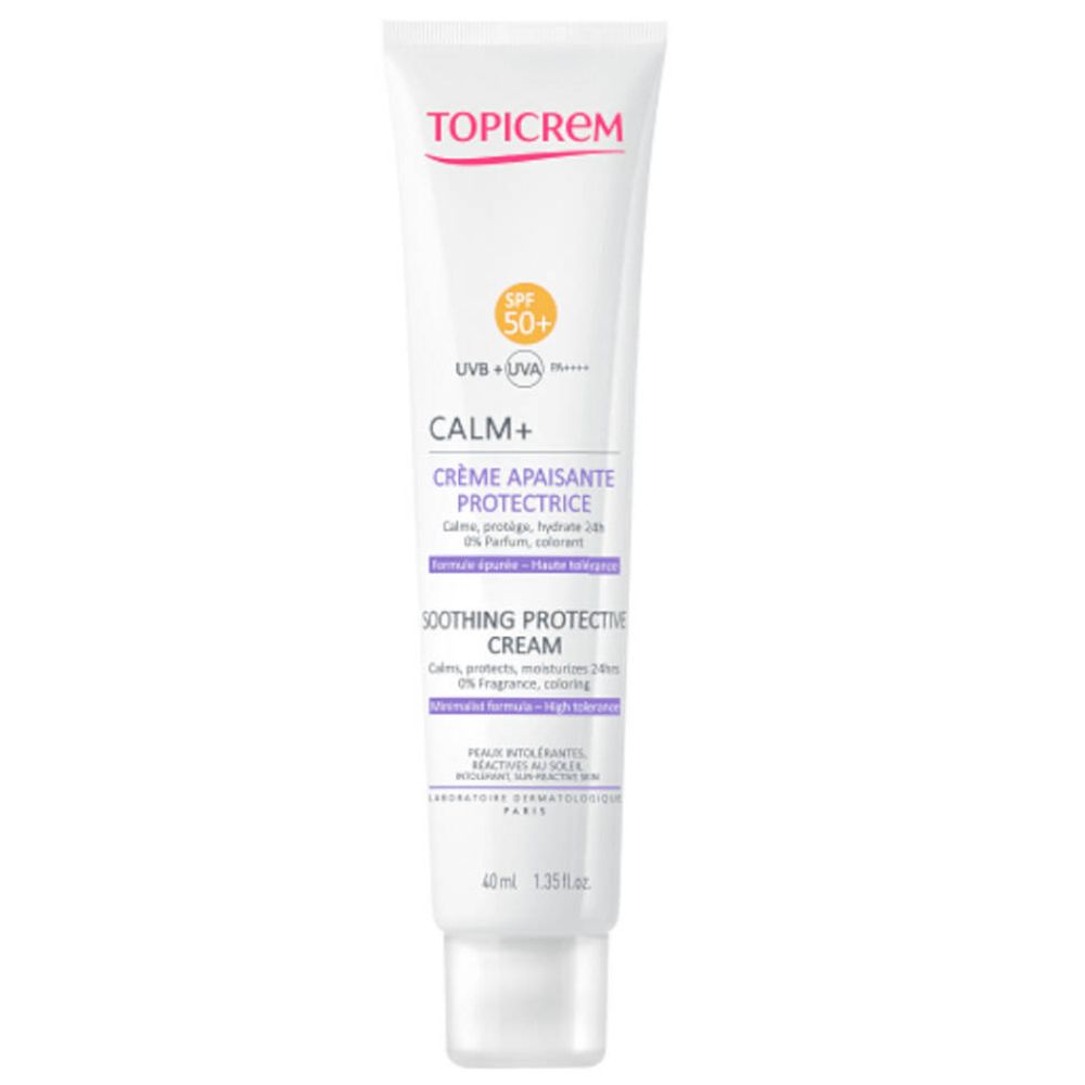 Witte tube met opdruk. Merk TOPICREM, CALM+ crème, SPF 50+. Franse tekst. 40 ml.