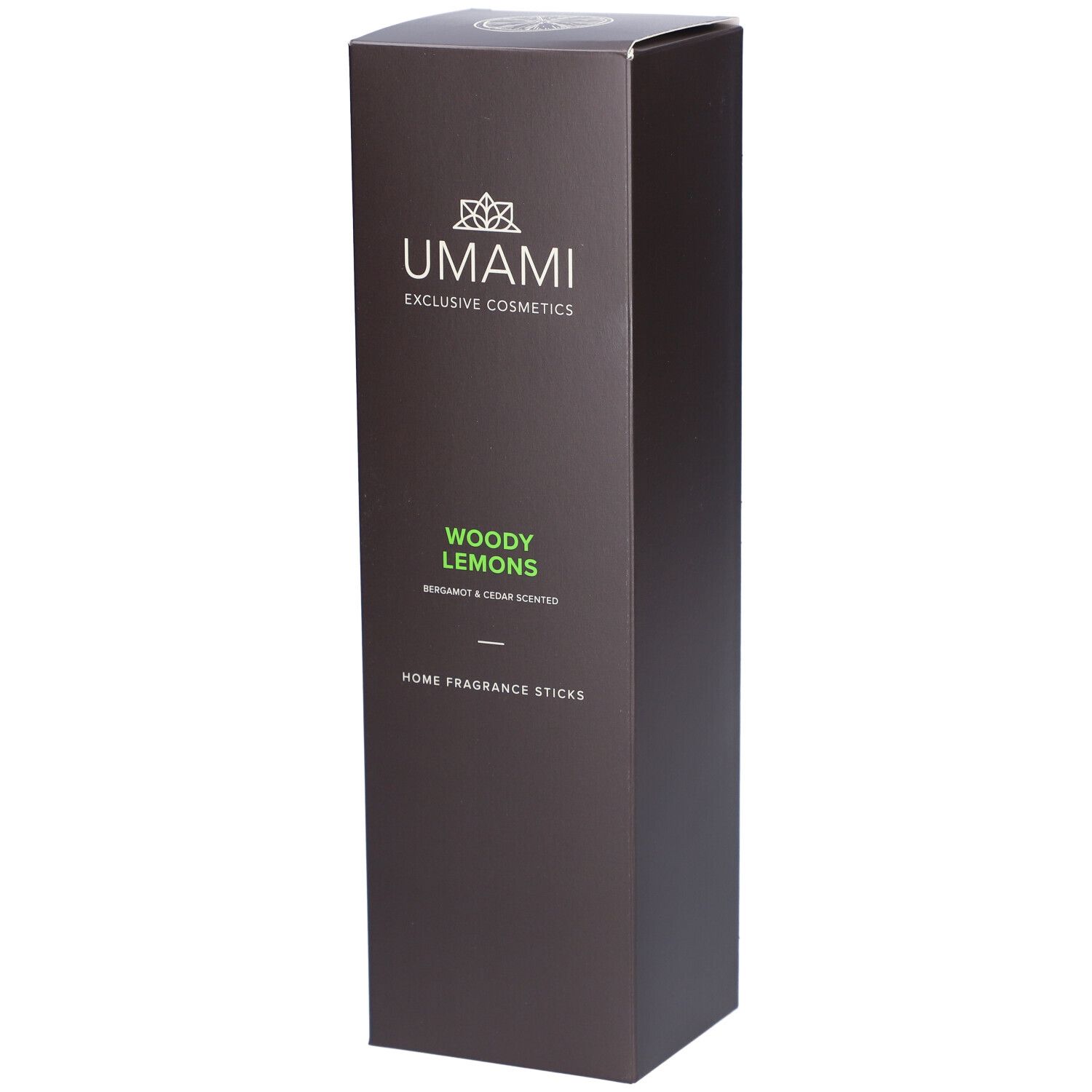Boîte rectangulaire marron. UMAMI en haut, WOODY LEMONS, Bergamote & Cèdre Scented, Home Fragrance Sticks en dessous.