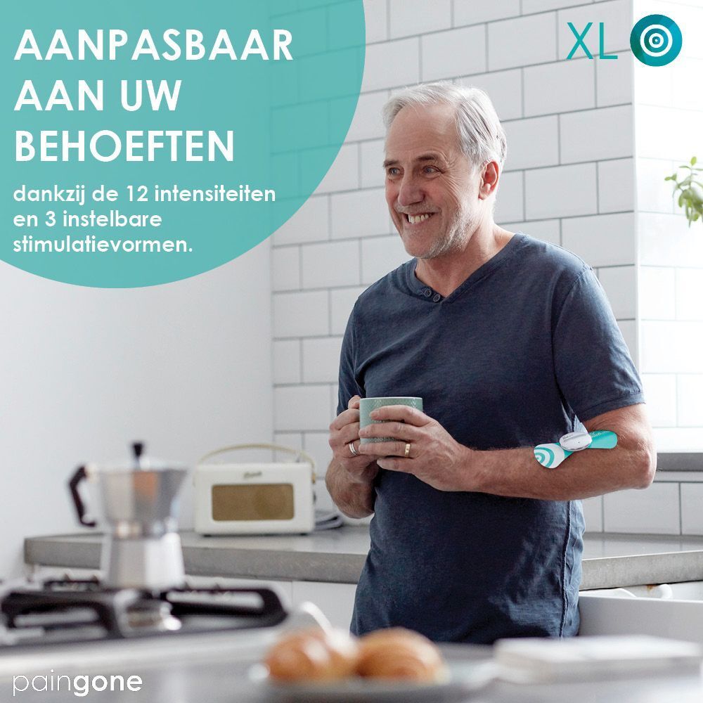Man met Paingone XL op arm. Tekst: Aanpasbaar aan uw behoeften.