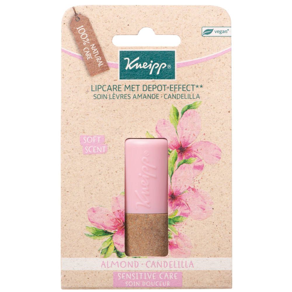 Stick pour les lèvres dans son emballage. Bâton rose avec base marron. Inscription : Kneipp, Amande-Candelilla. Vegan.