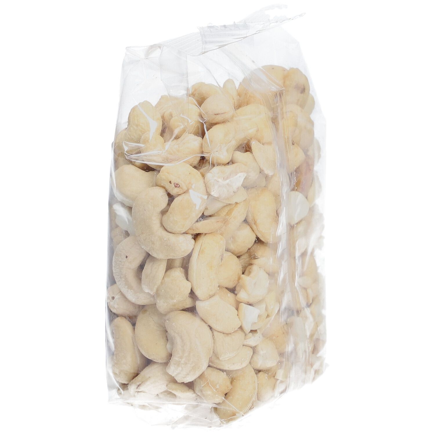 Transparente Verpackung mit Cashewnüssen. Keine weiteren Details sichtbar.