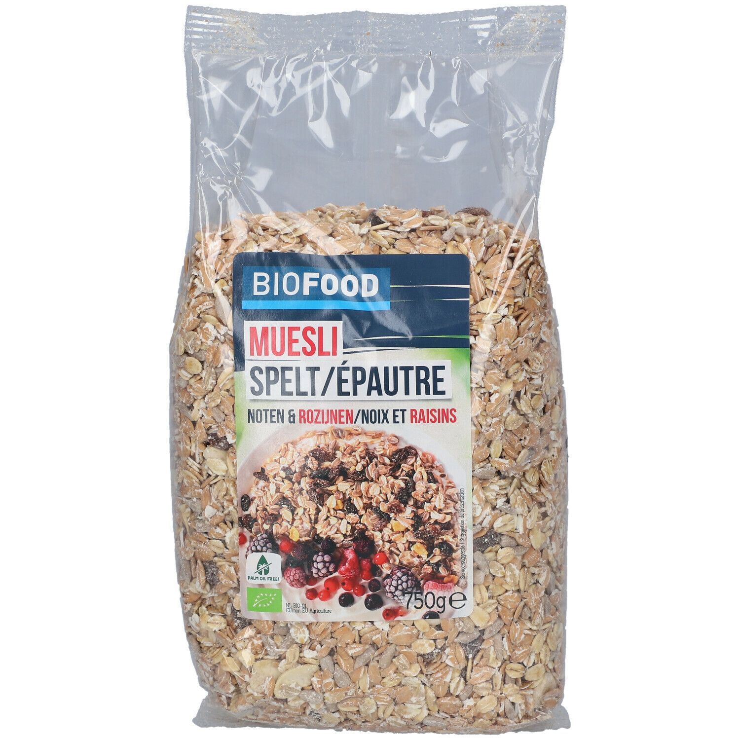 BIOFOOD muesli in transparante verpakking. Opschrift: Muesli, spelt, walnoten, rozijnen. Bio-keurmerk. 750g.