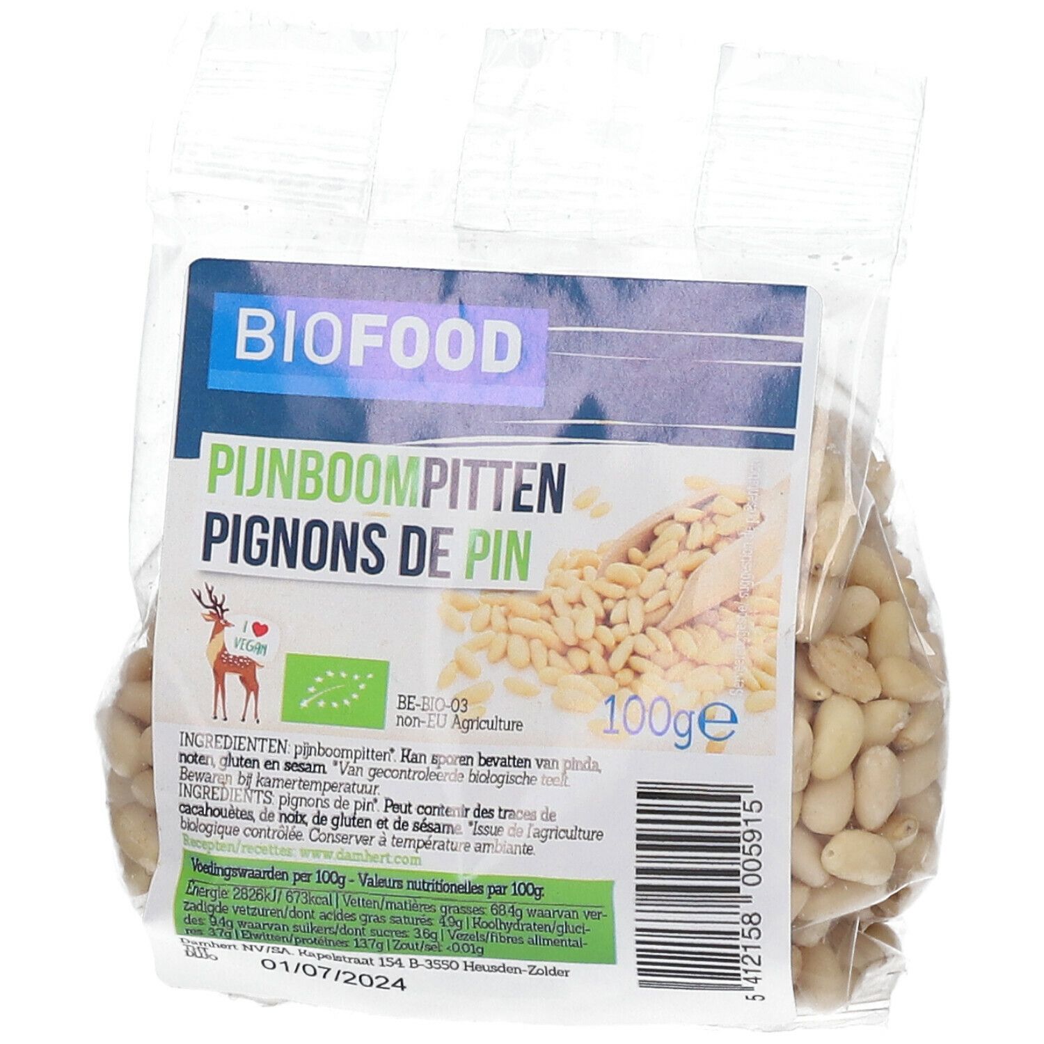 Transparante verpakking BIOFOOD Pijnboompitten. Opschrift: Pijnboompitten, Pignons de pin, 100g, bio-label.