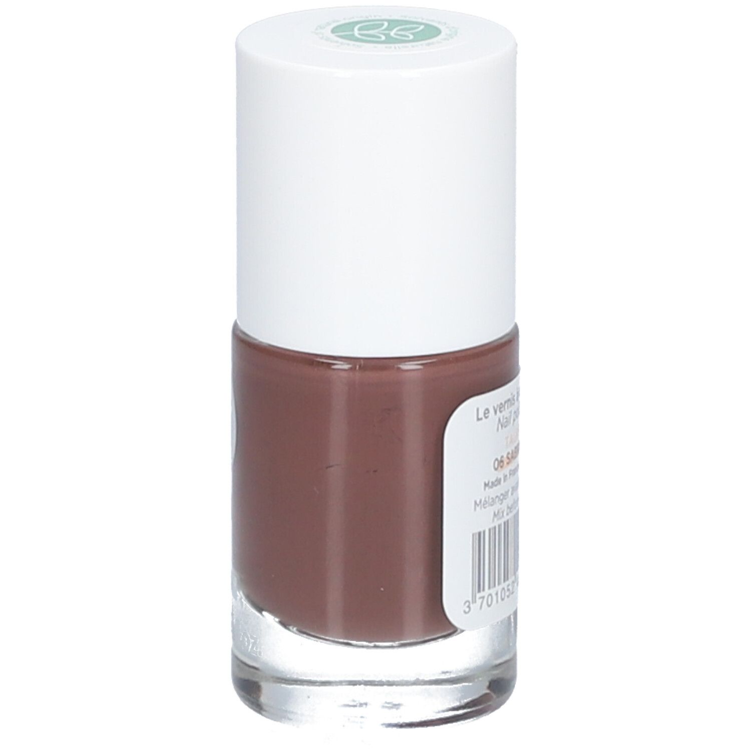 Nagellakfles met bruine inhoud en witte dop. Informatie zichtbaar: '06 SABRINA' en barcode.