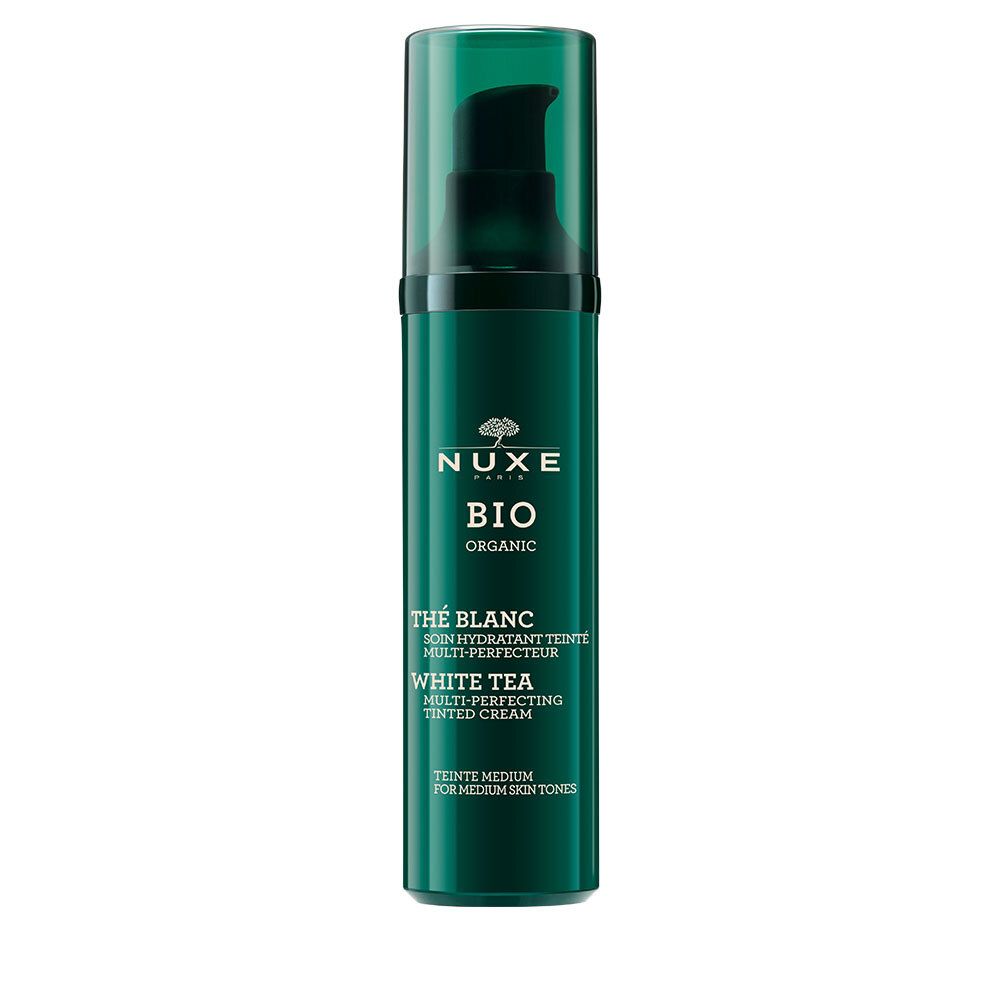 Flacon vert avec pompe. Inscription: NUXE BIO, Thé Blanc, White Tea, crème teintée. Pour peaux moyennes.