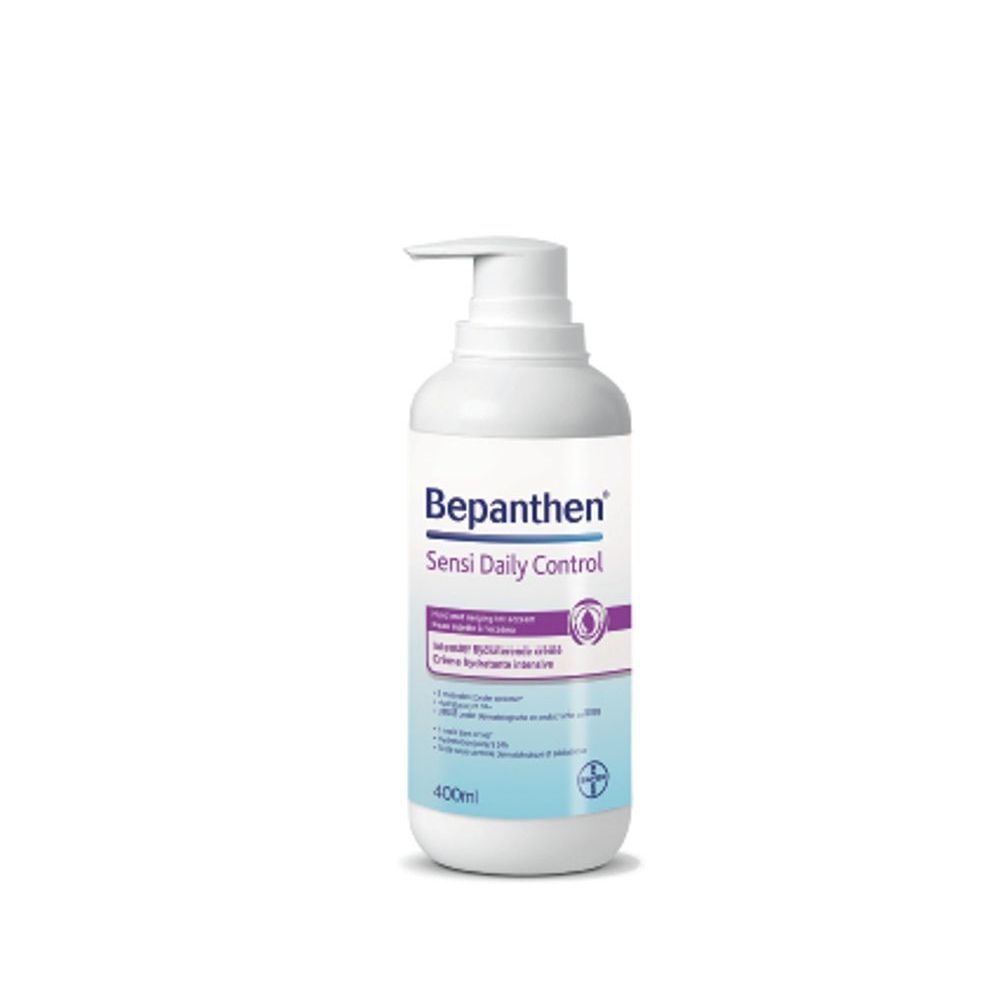 Flacon blanc avec pompe. Inscription : Bepanthen SensiDaily Control. Texte en français. 400 ml.