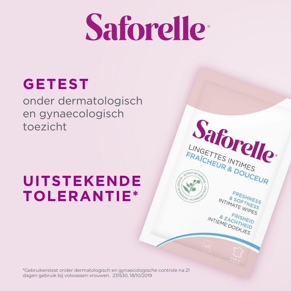Gros plan d'un sachet individuel de lingettes intimes Saforelle. Texte : Testé sous contrôle dermatologique et gynécologique. Excellente tolérance.