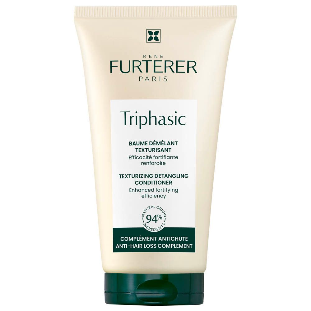Beige Tube mit grünem Deckel. Aufschrift: Triphasic, Texturizing Detangling Conditioner. 94% natürliche Inhaltsstoffe.