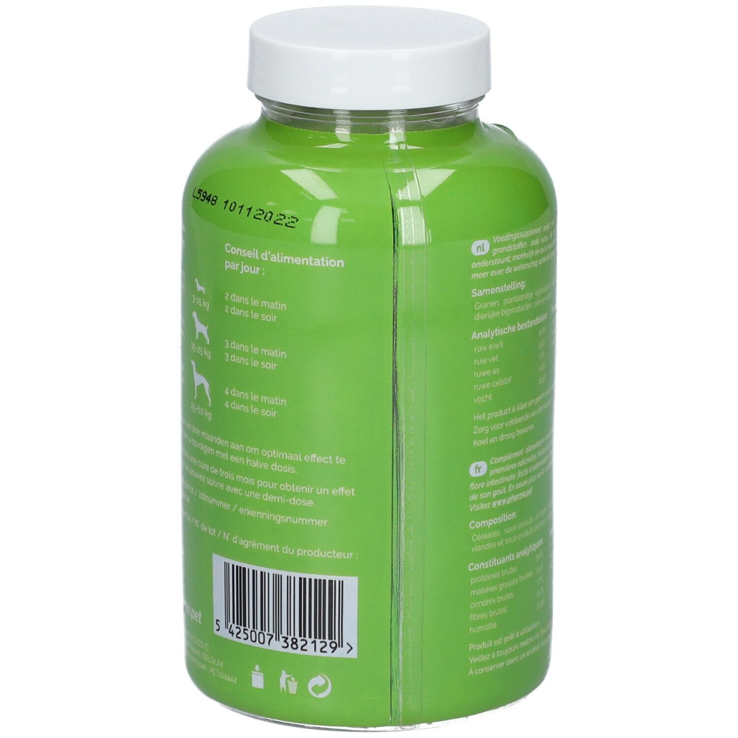 Rückseite einer grünen Flasche mit weißem Deckel. Text in mehreren Sprachen. Enthält Fütterungsempfehlungen und Barcode.