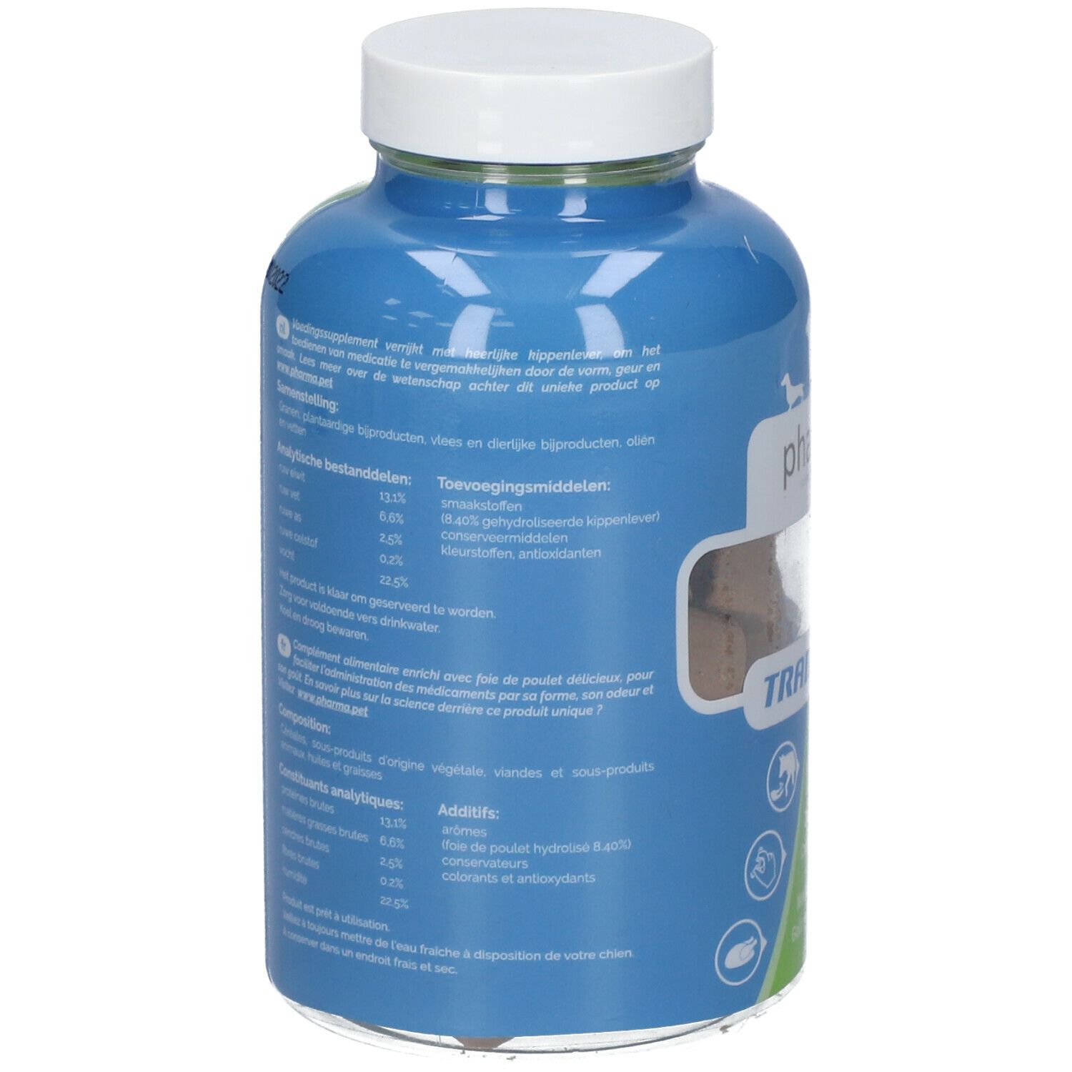 Achterkant van de glazen fles. Blauw etiket met tekst en informatie. Witte dop.