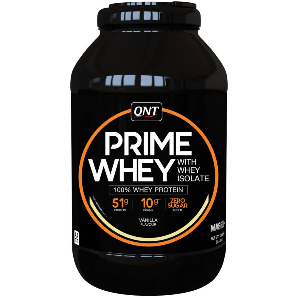 Pot noir QNT Prime Whey. Inscription : 100% Whey Protein, goût vanille, Zero Sugar.
