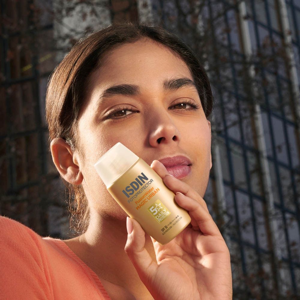 ISDIN Sonnencreme: Ultraleichte Textur schmilzt auf der Haut.