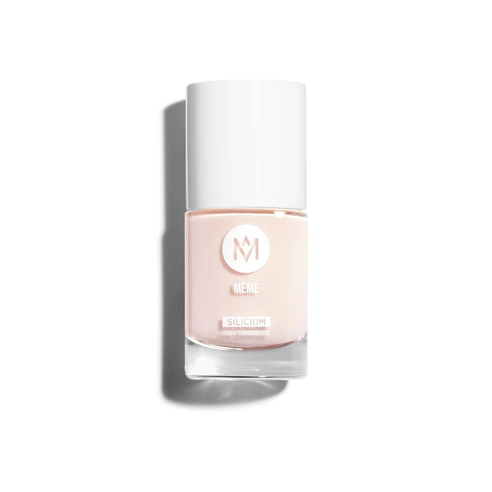 Nagellakflesje met witte dop. Het MÊME-logo en de tekst SILICIUM zijn zichtbaar op het flesje.
