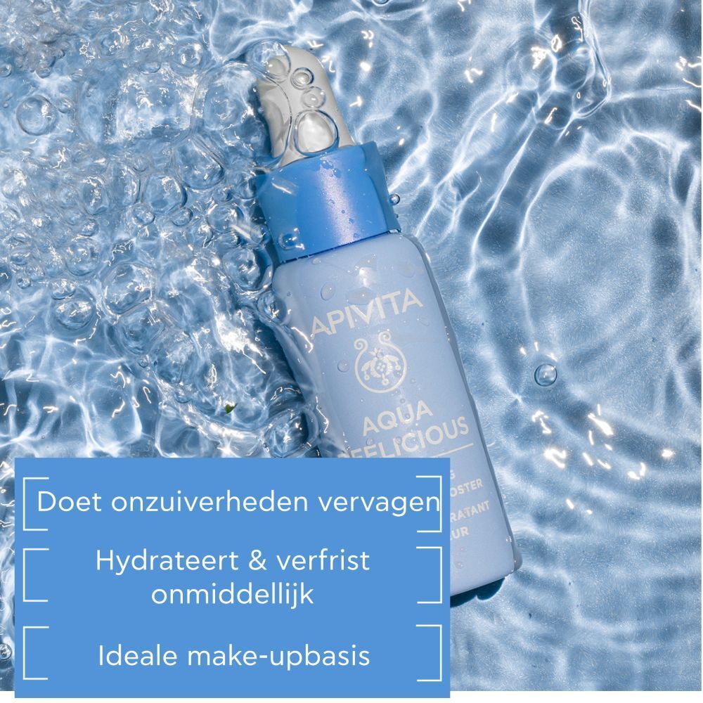 Fles in water. Tekst: Hydrateert & verfrist onmiddellijk, ideale make-up basis.