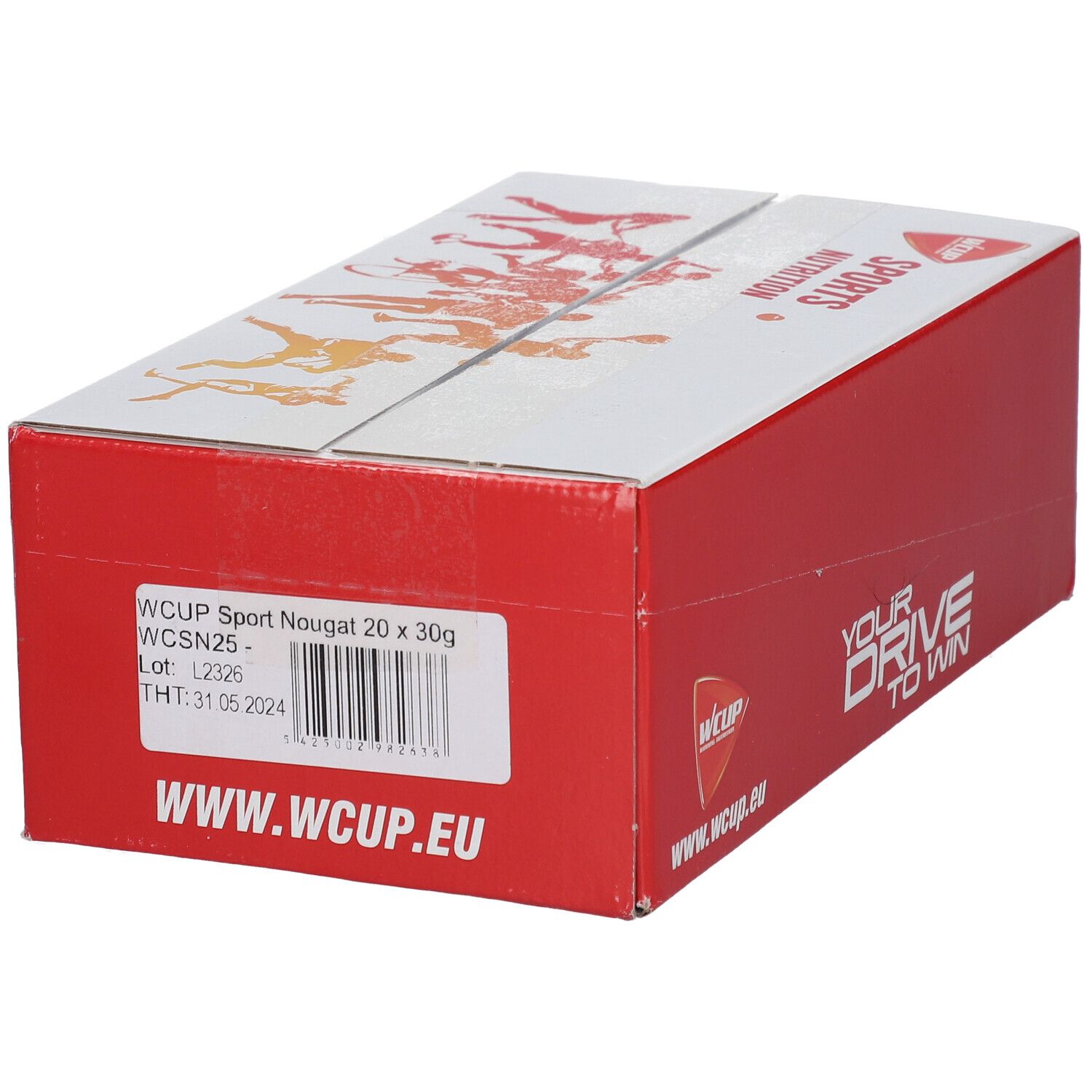 Rode kartonnen verpakking met WCUP-logo en tekst. Opschrift: WCUP Sport Nougat 20 x 30g. Ten minste houdbaar tot 31.05.2024. www.wcup.eu.