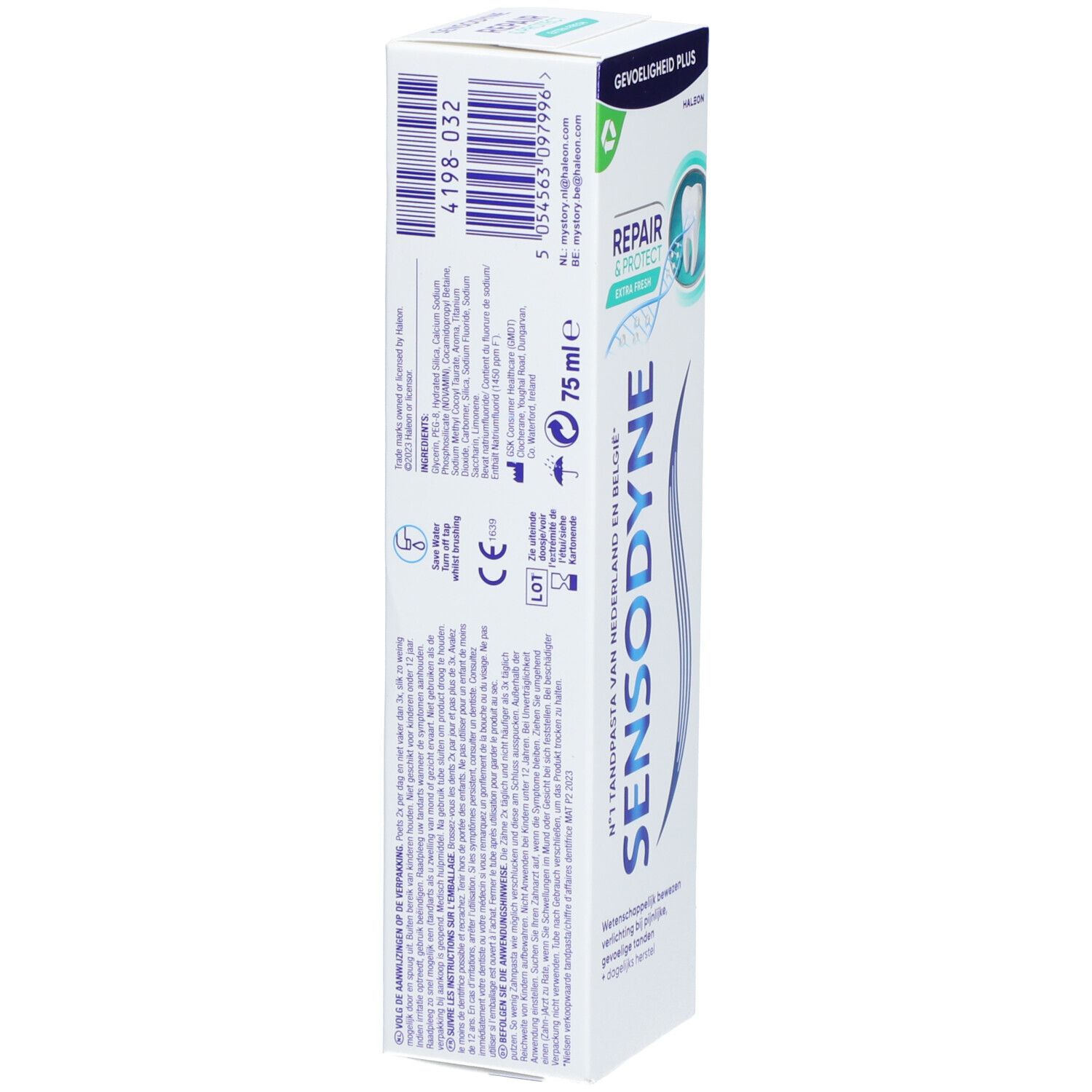 Emballage de dentifrice Sensodyne Repair & Protect Extra Fresh. Boîte blanche avec accents bleus et verts. Texte : Sensodyne, Repair & Protect.