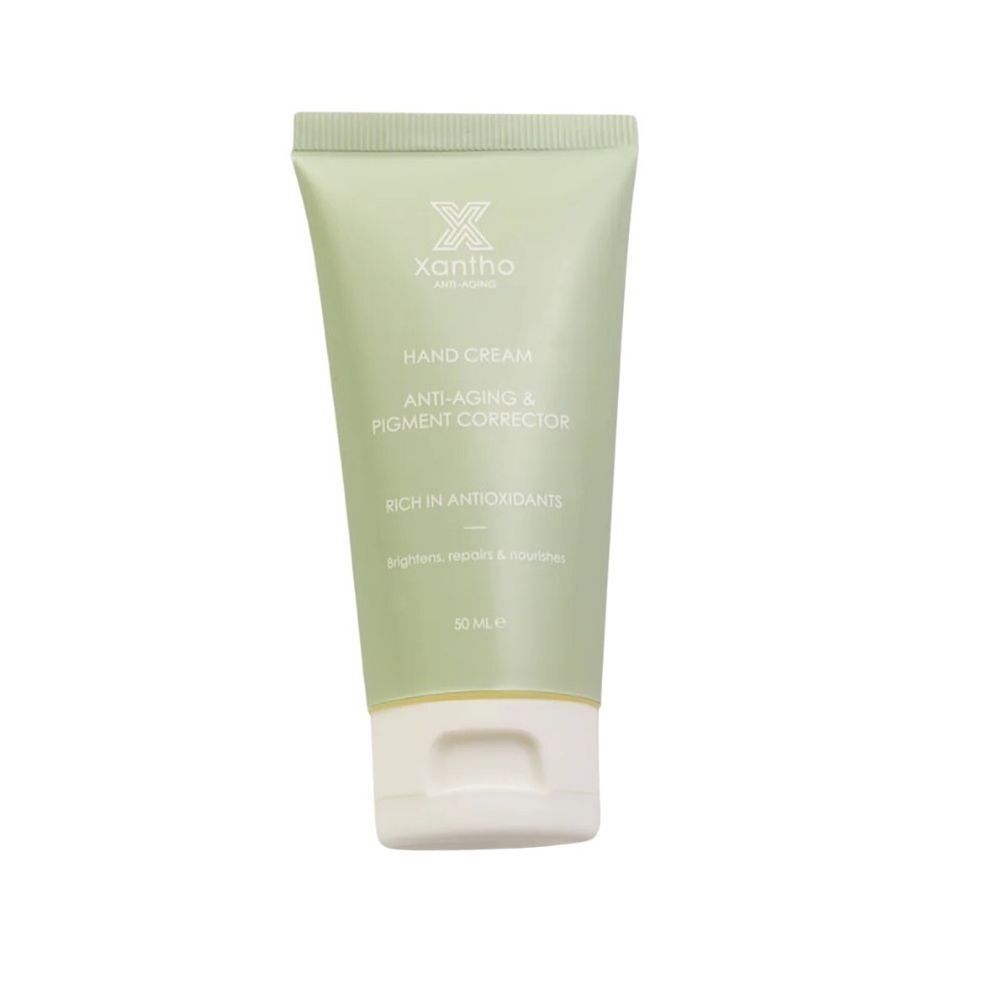 Tube verte Xantho Hand Cream. Texte: Hand Cream, Anti-Aging & Pigment Corrector. Riche en antioxydants. 50 ml.
