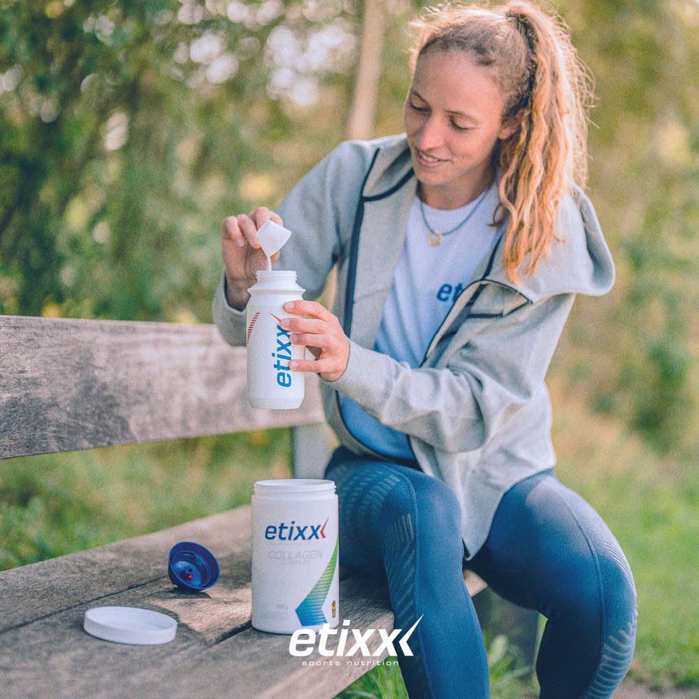 Witte pot met « etixx » en « COLLAGEN COMPLEX » logo. 300g. Groen-blauwe grafiek. Zegel.