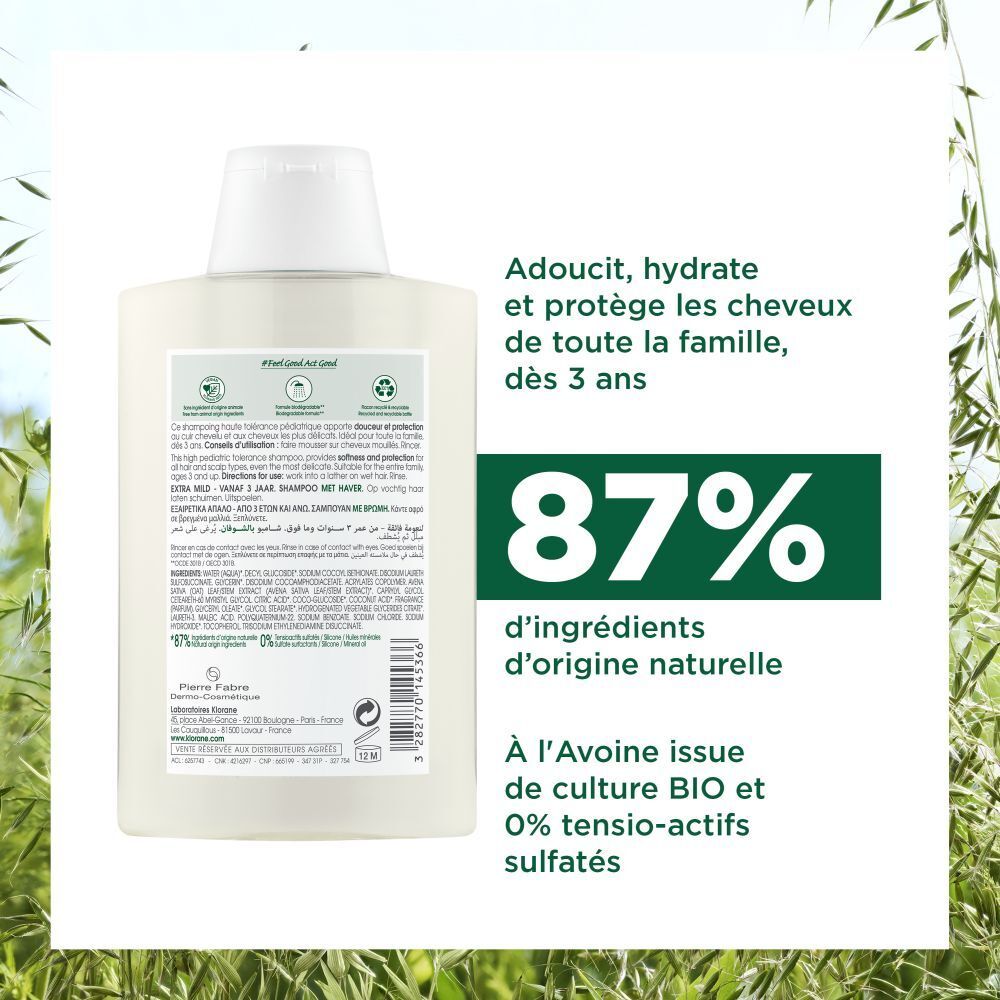 Gros plan. Extraits de texte avec informations produit, ingrédients et certifications. Fond blanc.