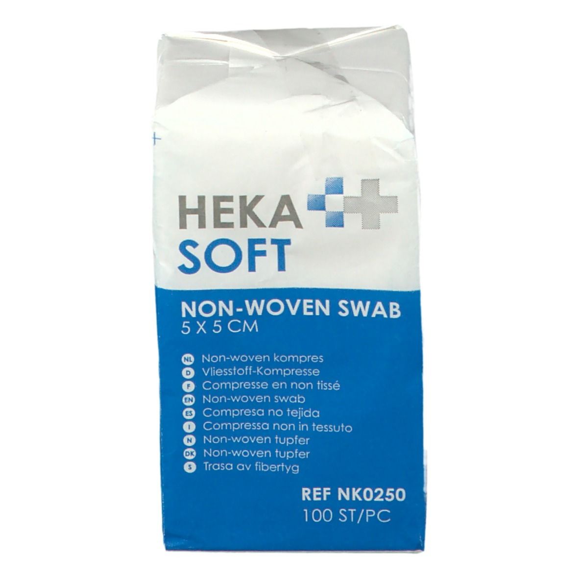 Verpakking van Heka Soft Non-Woven Swab 5x5cm. Blauw en witte verpakking met productnaam en informatie. 100 stuks.
