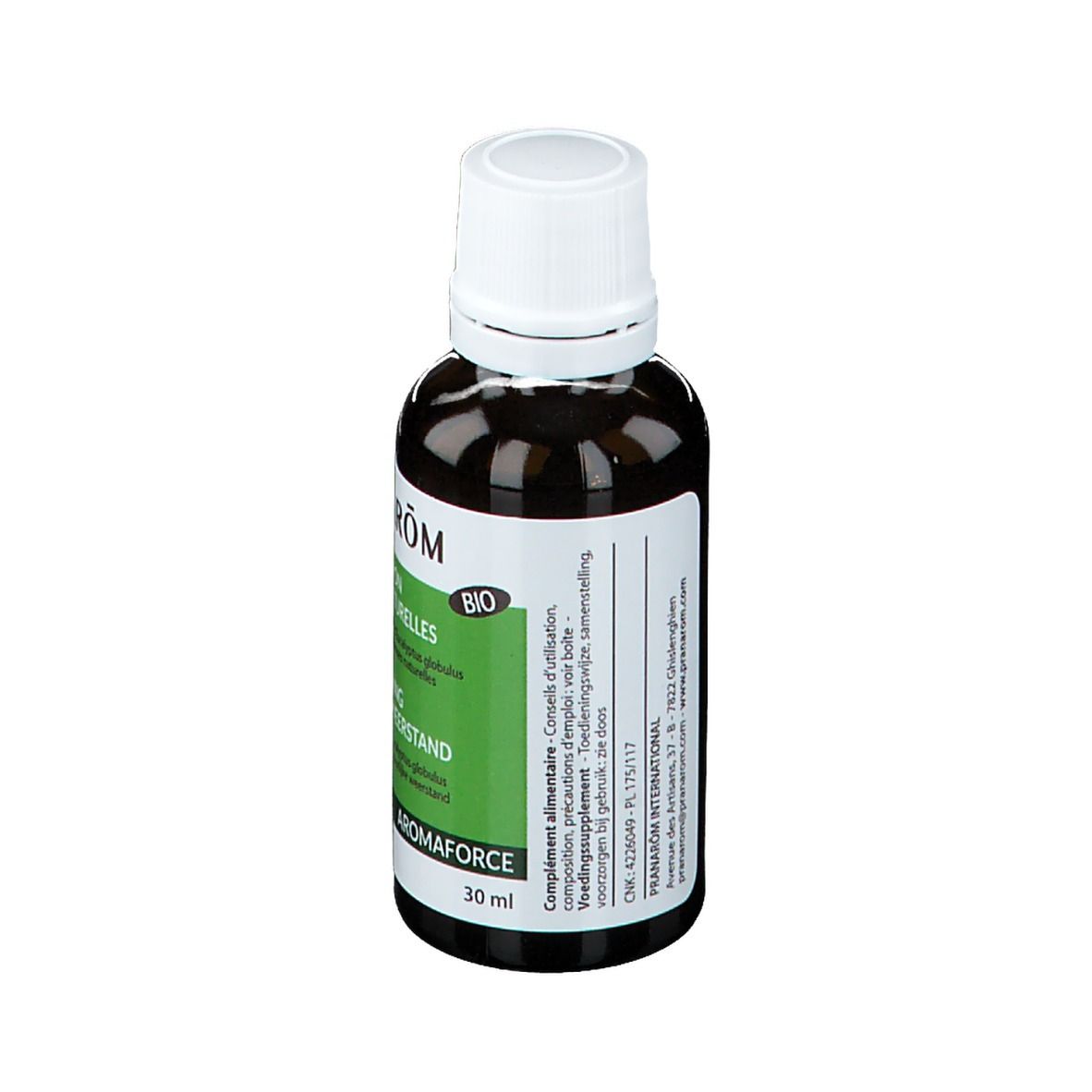 Bruine glazen fles met witte dop. Groen-wit etiket met tekst. Merk Pranarôm, Oplossing, natuurlijke weerstand. 30 ml.