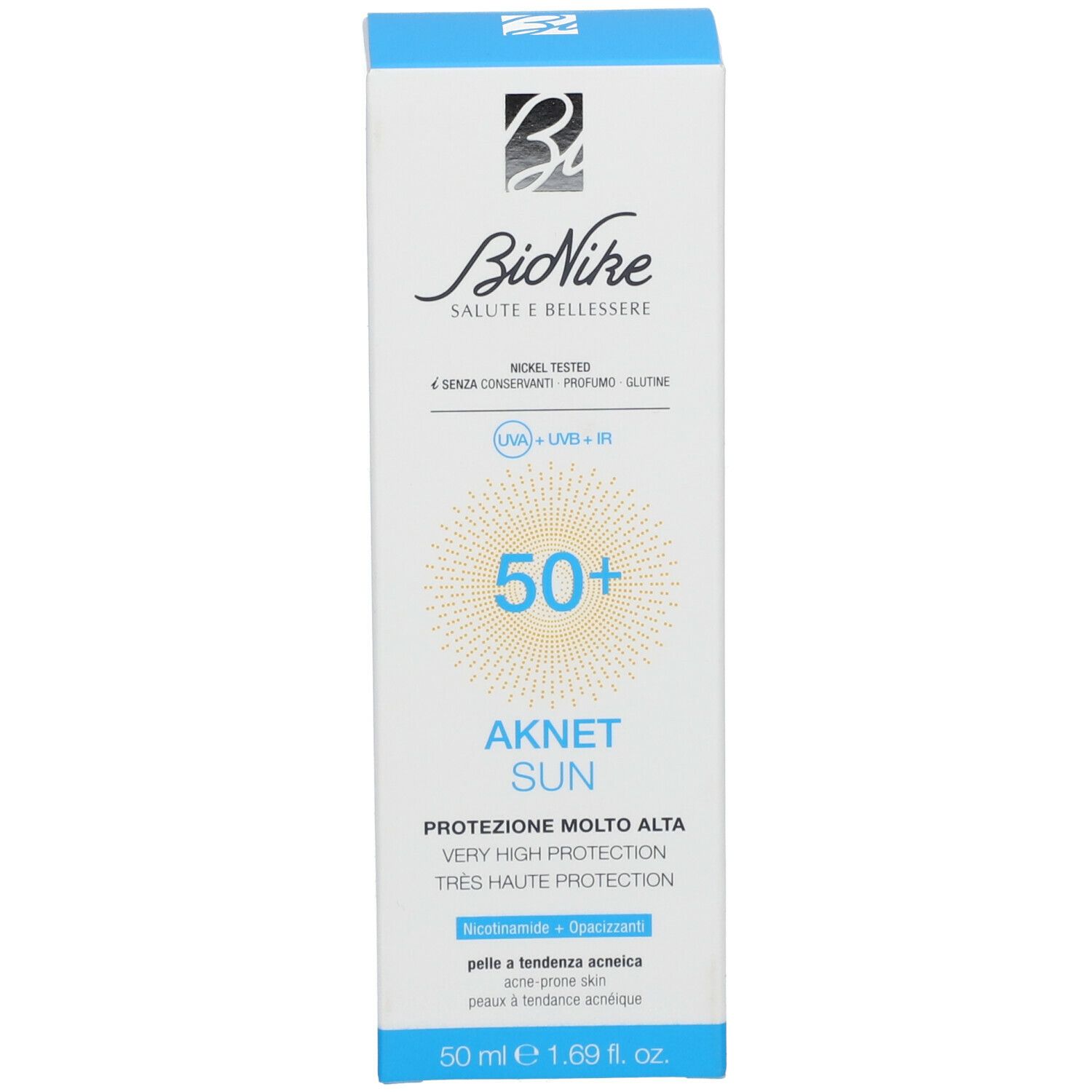 Kartonnen verpakking. Opschrift: BioNike, AKNET SUN SPF 50+. Voor de acne gevoelige huid.