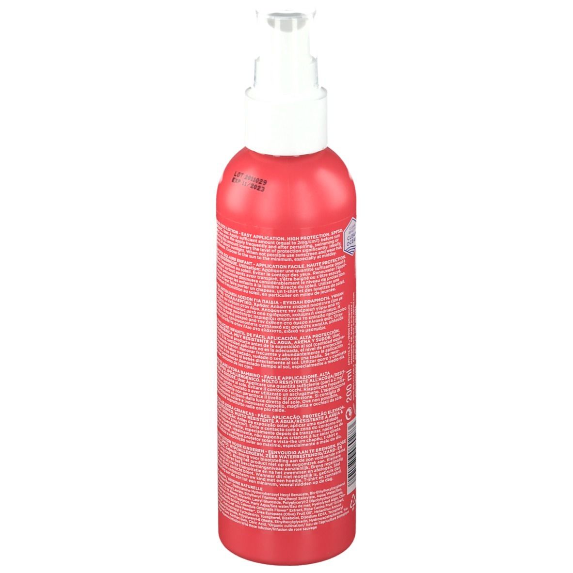 Rode fles met witte spraykop. Achterkant met tekst. Productnaam en merk niet zichtbaar.
