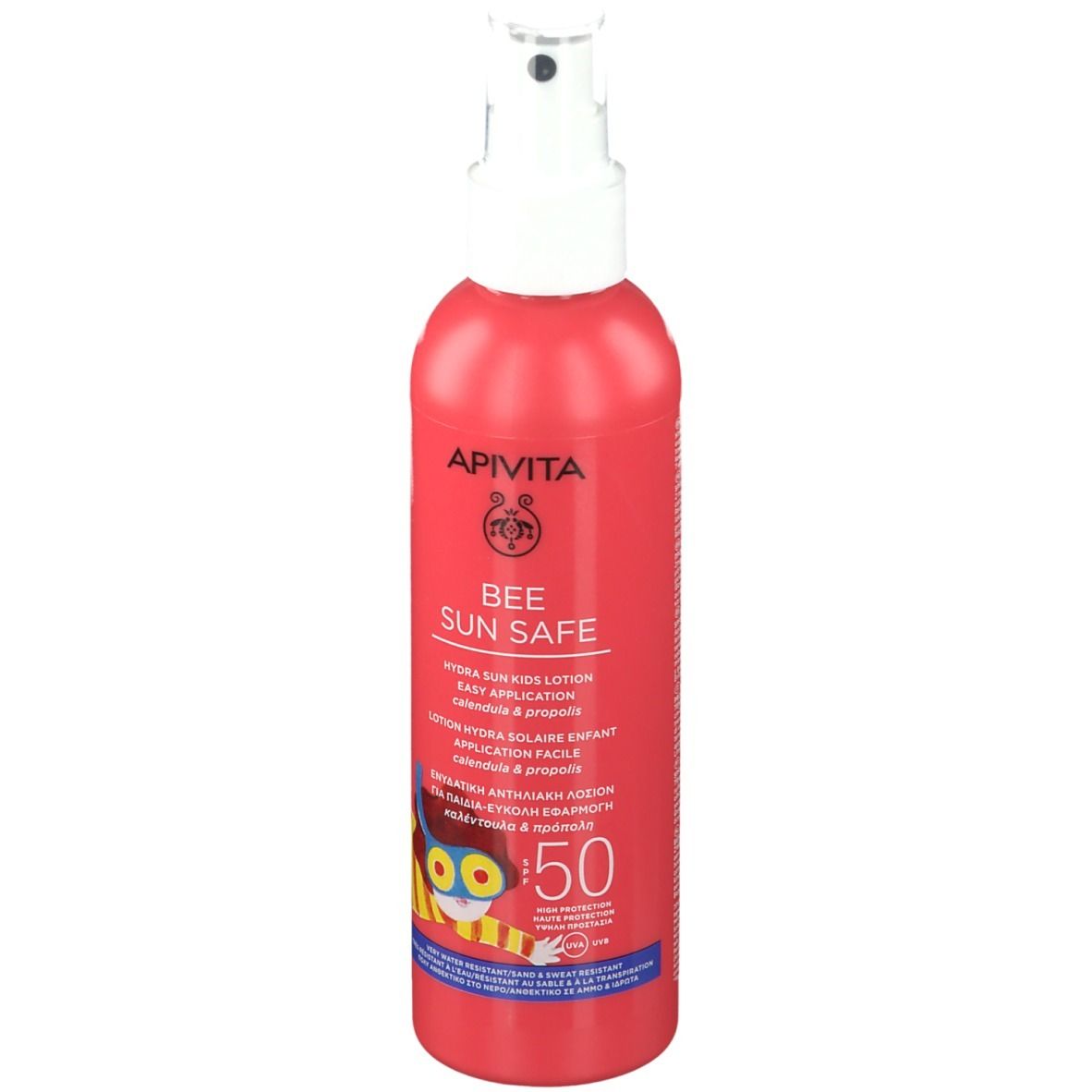 Rode fles met witte spraykop. Opschrift: APIVITA, BEE SUN SAFE, SPF 50. Kinderillustratie.
