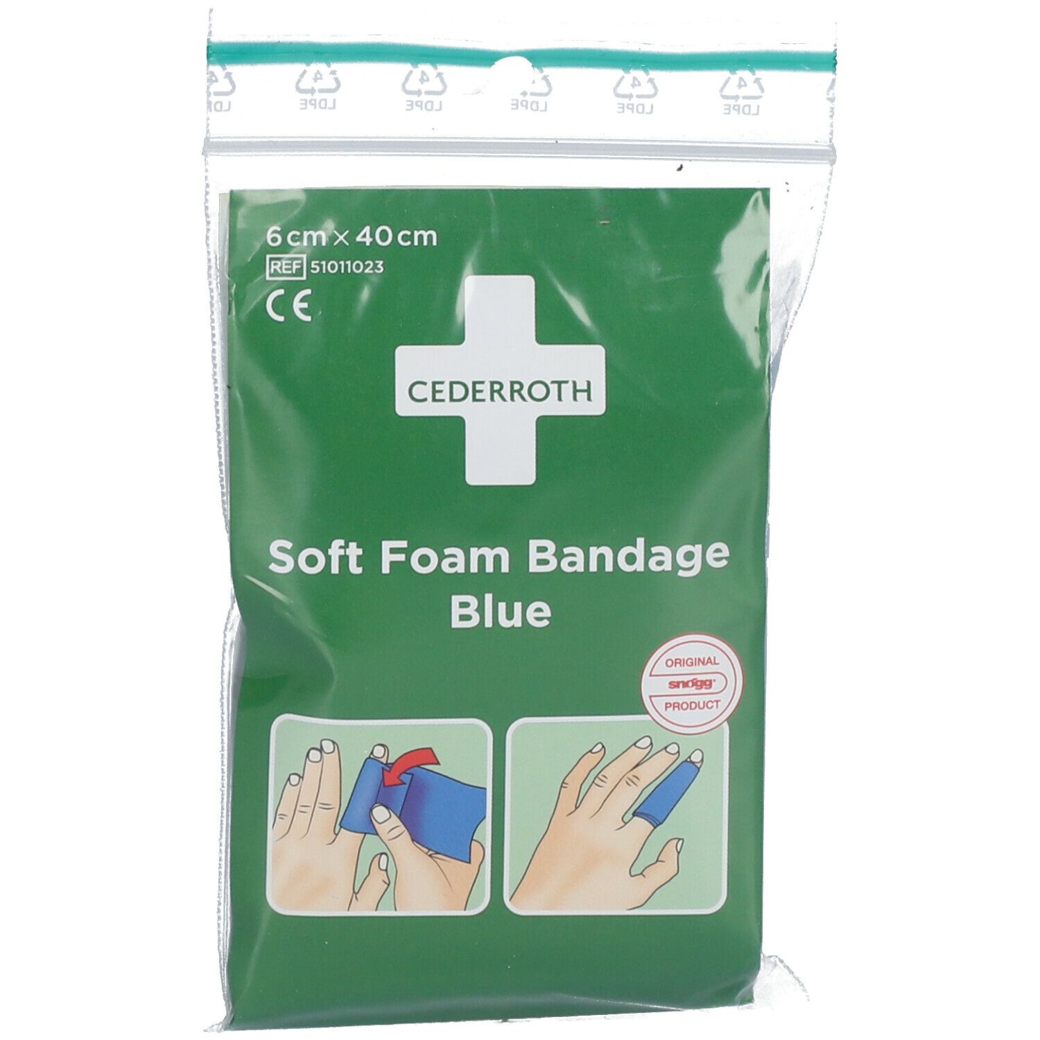 Verpakking met blauw schuimverband. Opschrift: Cederroth, 6 x 40 cm, Soft Foam Bandage Blue. CE-markering.