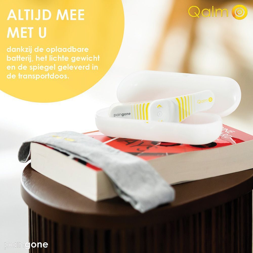 Wit en geel apparaat voor migraine. Tekst: Qalm, Paingone.