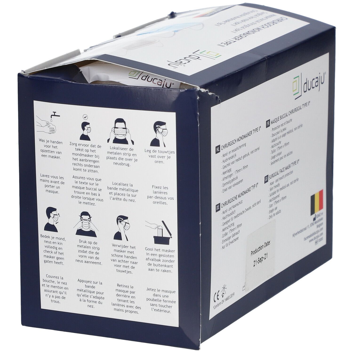 Box mit chirurgischen Mundmasken, geöffnet. Aufdrucke: Ducaju, Typ II, Gebrauchsanweisung, CE-Zeichen, Produktionsdatum.