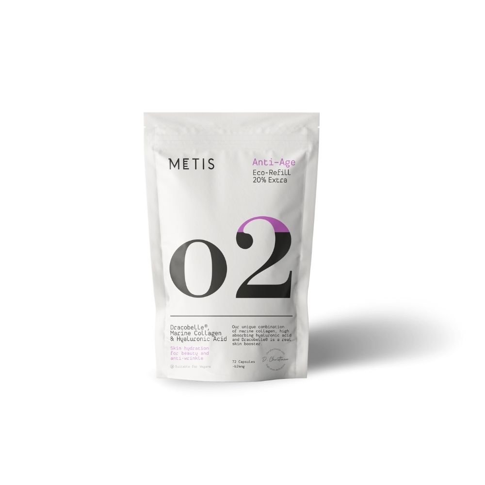Zakje Metis Anti-Age 02. Opschrift: 02, Anti-Age, Eco-Refill, 20% Extra. Wit zakje.