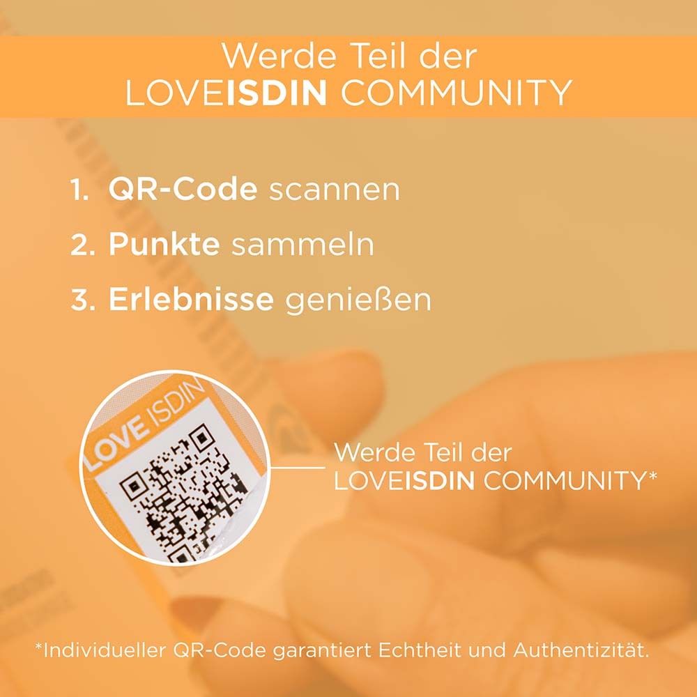 Code QR sur autocollant. Texte : Rejoignez LOVEISDIN COMMUNITY. 1. Scanner le code QR. 2. Cumuler des points. 3. Profiter.