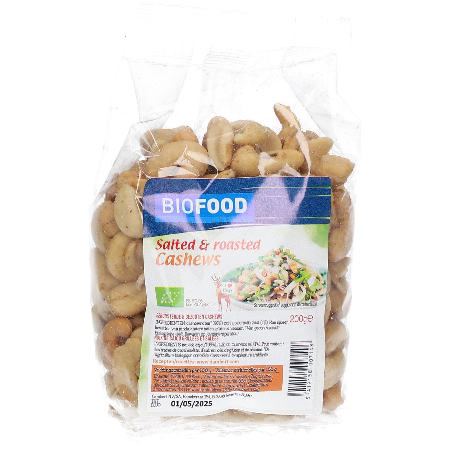 Gesalzene und geröstete Cashews in transparenter Verpackung. BIOFOOD-Logo und Produktbezeichnung auf dem Etikett.